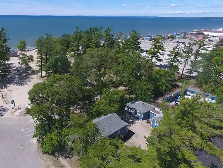 beach1 beachside cabins bs1 aerial 1