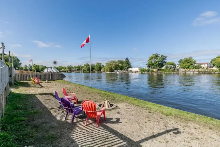 beach1 riverfront resort 36 exterior 10 768x512